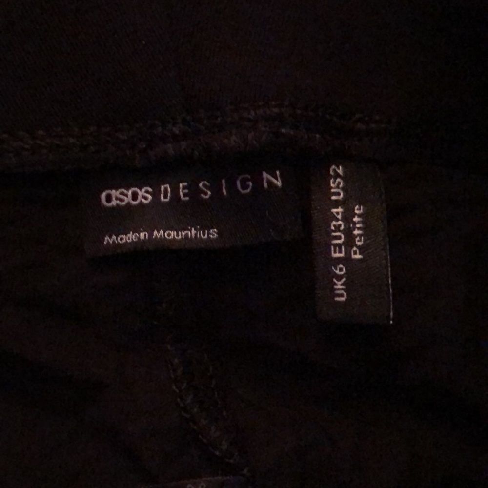 Pair of black ASOS leggings - Picture 3 of 4